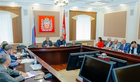 Совет утвердил повестку октябрьского заседания ЗС
